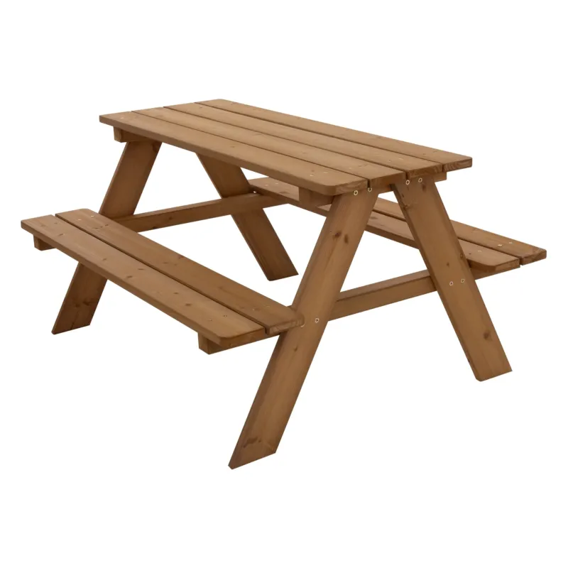 Holztisch mit zwei Bänken, aus verschiedenen Perspektiven.