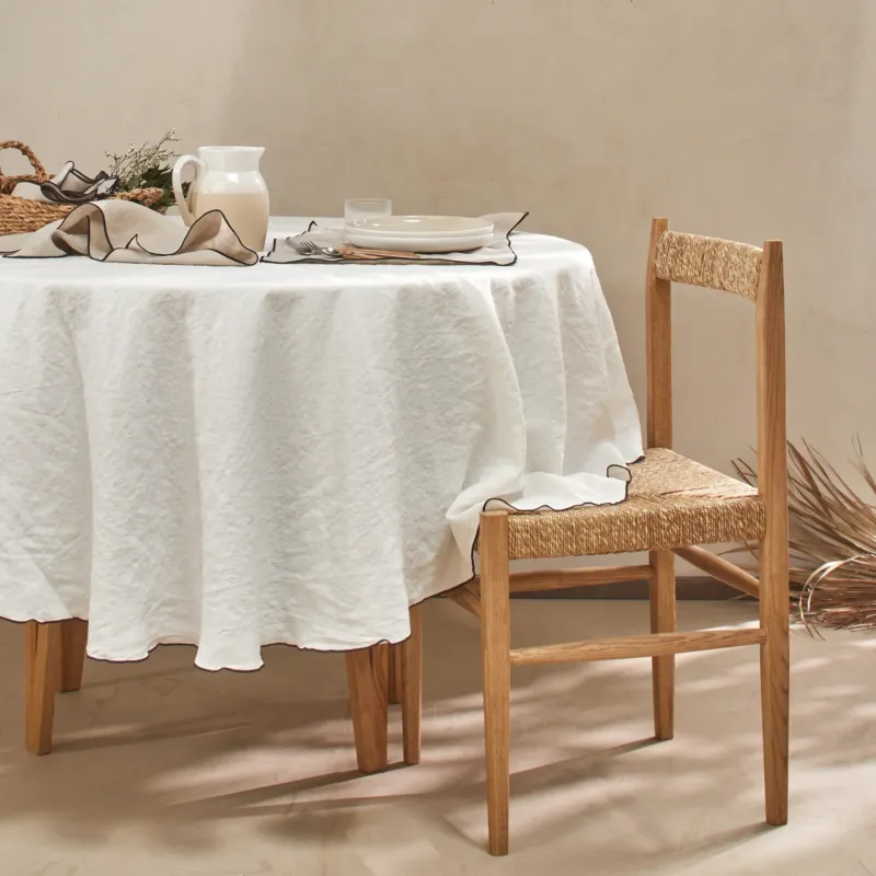 nappe ovale bordée en lin sur mesure ivoire